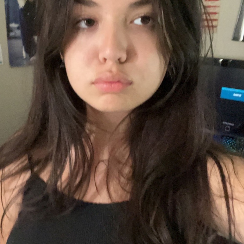 Meet your Posher, Angie